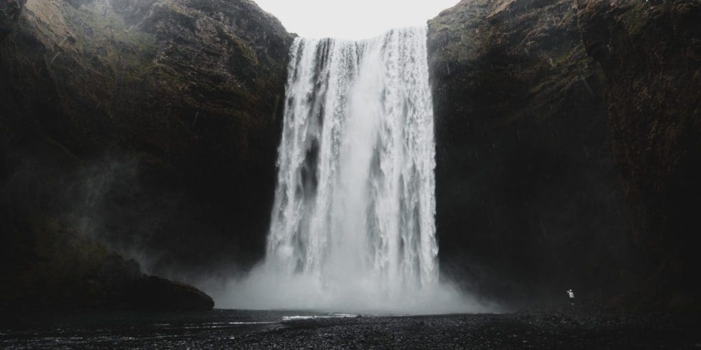 ILCE-7RM5 17mm f/6.3 1/250sec ISO-160